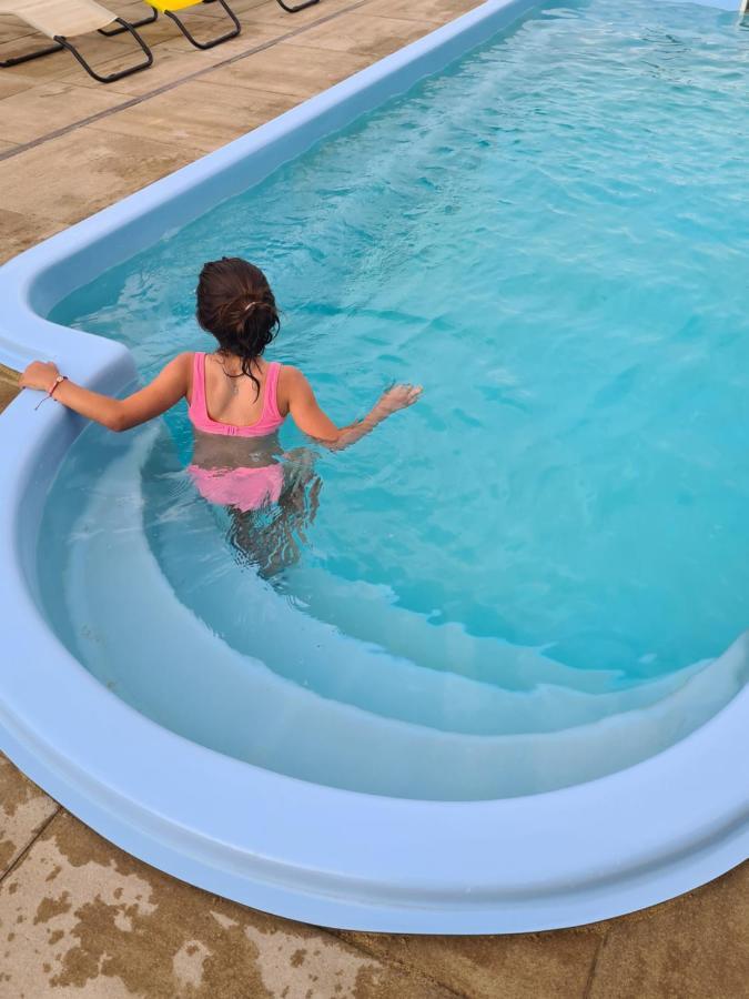 Dworek Ogrodniki, Caloroczny Dom Na Wylacznosc, Basen, Sauna, Las, Staw Rybny, Altana Grillowa, Ognisko, Pianino, Kominek, Piec Chlebowy, Duza Ogrodzona Posesja Tuczna Exteriör bild